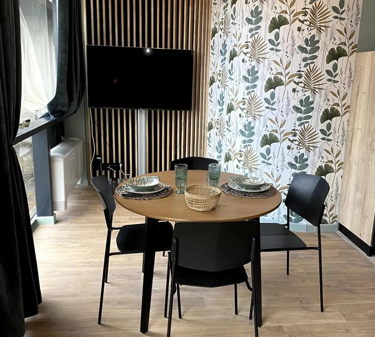 Ecrin Vitre En Plein Toulouse Apartment